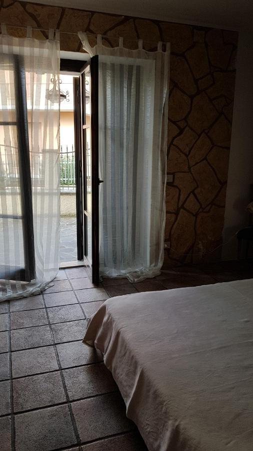 Sinilu B&B Silvi Paese Bagian luar foto