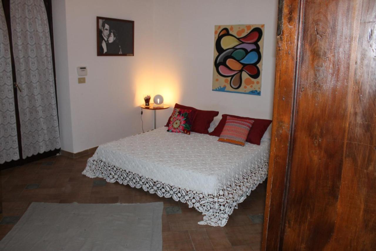 Sinilu B&B Silvi Paese Bagian luar foto