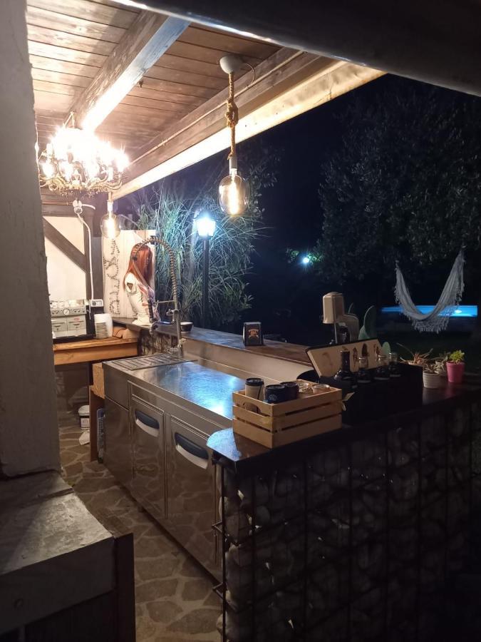 Sinilu B&B Silvi Paese Bagian luar foto
